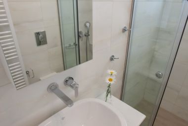 bathroom2B